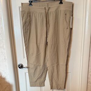 Women's Athleta Trekkie North Jogger